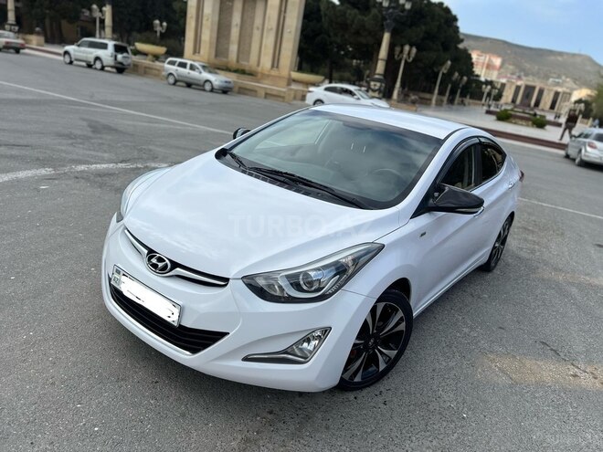 Hyundai Avante 2014, 215,000 km - 1.6 л - Bakı