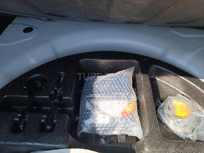 Hyundai Avante 2014, 215,000 km - 1.6 л - Bakı