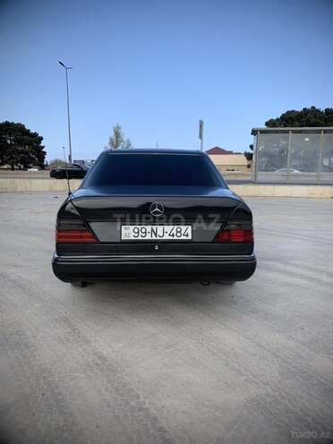Mercedes E 230 1990, 345,234 km - 2.3 l - Bakı
