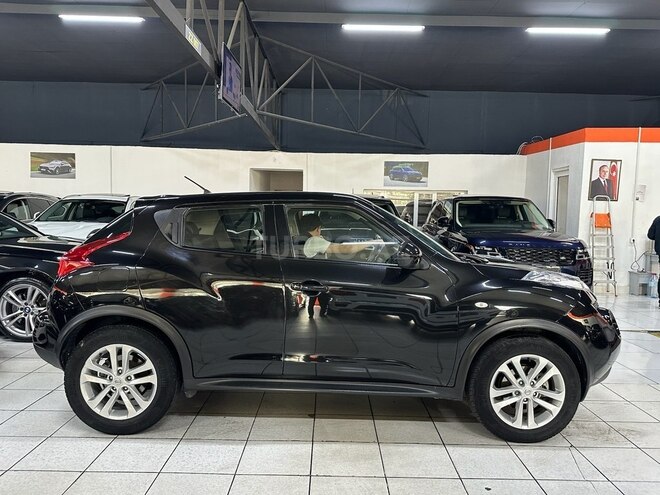 Nissan Juke-11