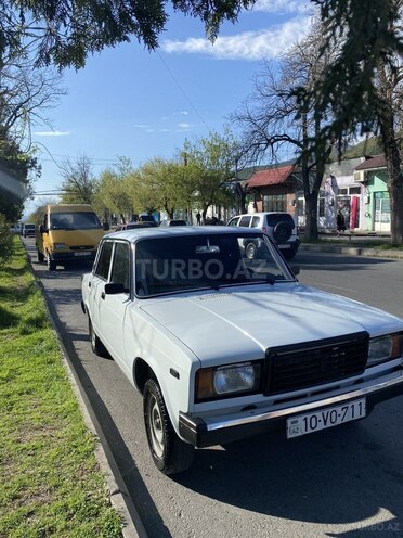 LADA (VAZ) 2107 2007, 333,333 km - 1.6 л - Qax