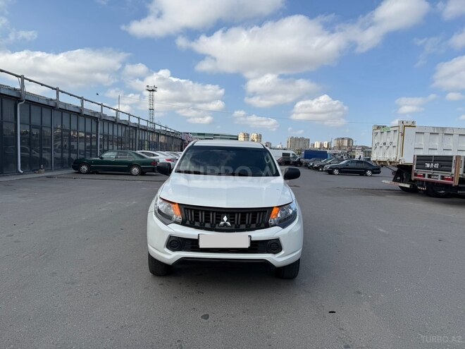 Mitsubishi L200 2016, 281,000 km - 2.5 л - Bakı