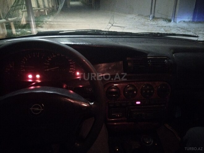 Opel Omega 1996, 433,000 km - 2.0 l - Bakı
