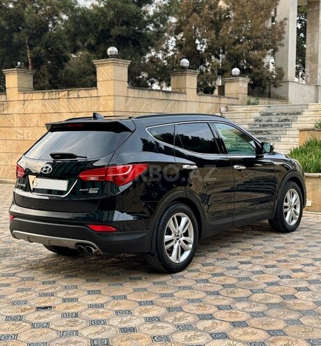 Hyundai Santa Fe-5