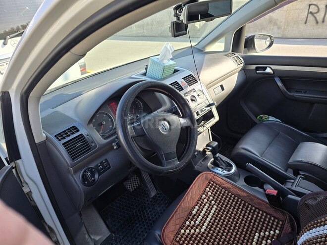 Volkswagen Touran 2010, 170,321 km - 1.9 l - Bakı
