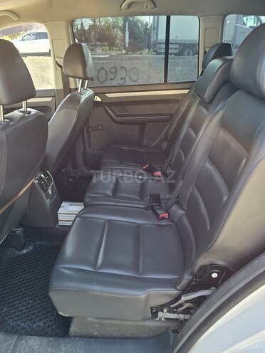 Volkswagen Touran 2010, 170,321 km - 1.9 l - Bakı
