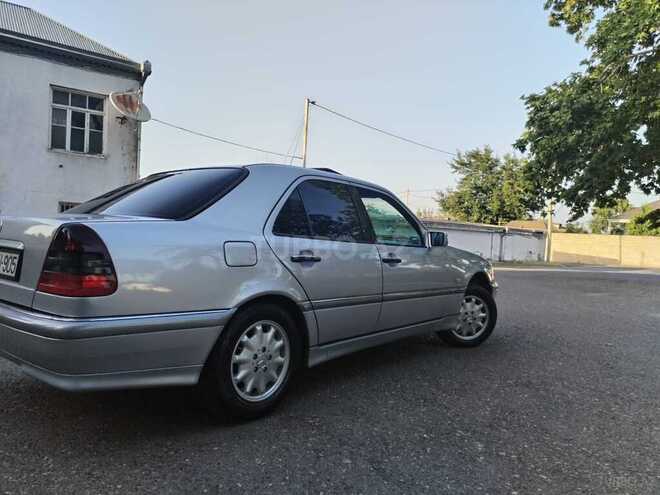 Mercedes C 240 1999, 403,917 km - 2.4 l - Tərtər