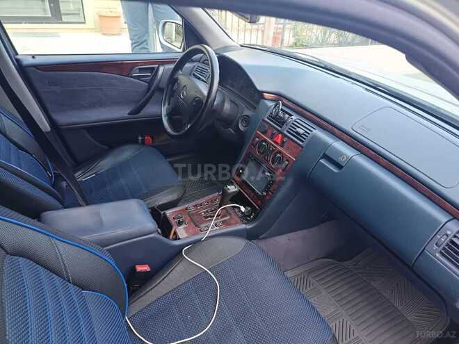 Mercedes E 200 2000, 34,700 km - 2.0 l - Bakı