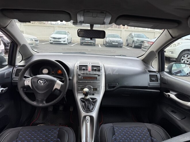 Toyota Auris 2007, 285,000 km - 1.4 л - Bakı