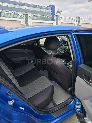 Hyundai Elantra 2017, 173,004 km - 2.0 l - Bakı
