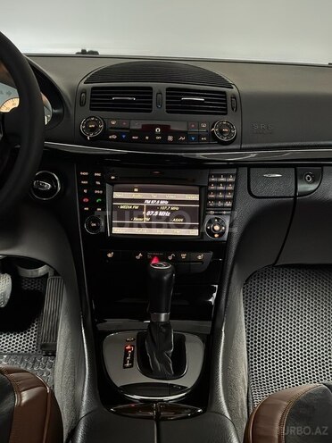Mercedes E 320 2004, 294,000 km - 3.2 l - Bakı