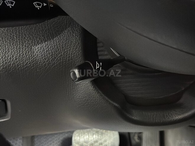 Mercedes E 320 2004, 294,000 km - 3.2 l - Bakı