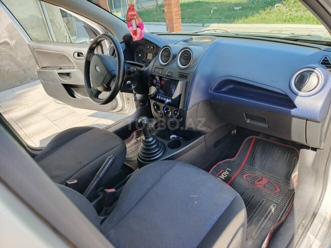 Ford Fiesta 2007, 395,850 km - 1.4 л - Masallı