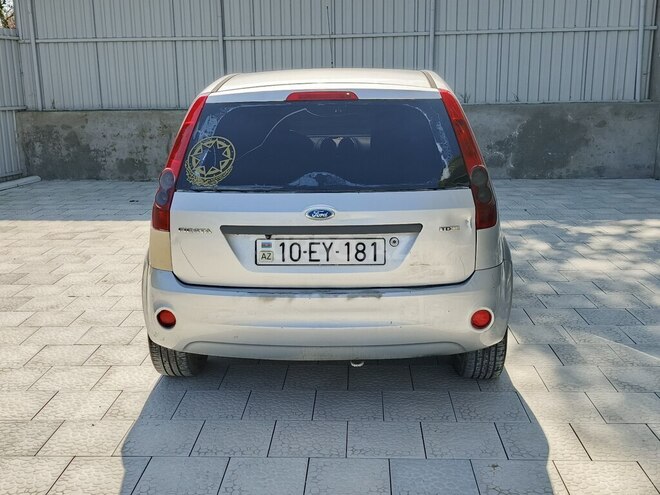 Ford Fiesta 2007, 395,850 km - 1.4 л - Masallı