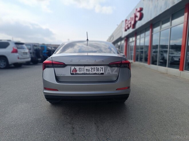 Skoda Rapid 2021, 46,000 km - 1.6 l - Bakı