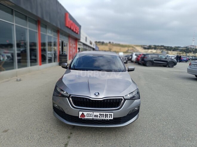 Skoda Rapid 2021, 46,000 km - 1.6 l - Bakı