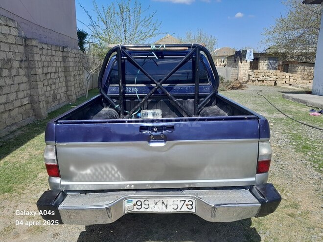 Mitsubishi L200 2003, 321,200 km - 2.5 л - Biləsuvar