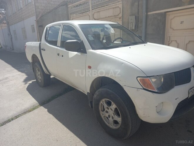 Mitsubishi L200 2007, 380,000 km - 2.5 l - Gəncə