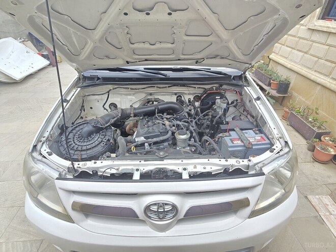 Toyota Hilux 2007, 385,200 km - 2.7 l - Bakı