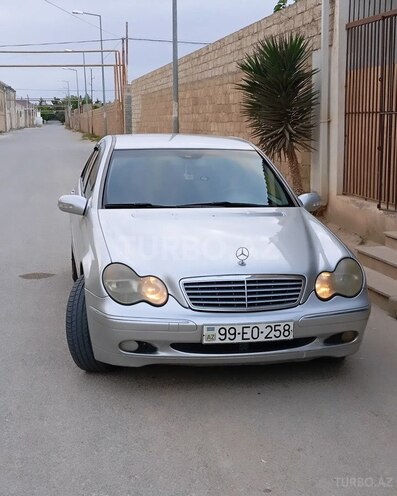 Mercedes C 220 d 2001, 578,000 km - 2.2 l - Bakı