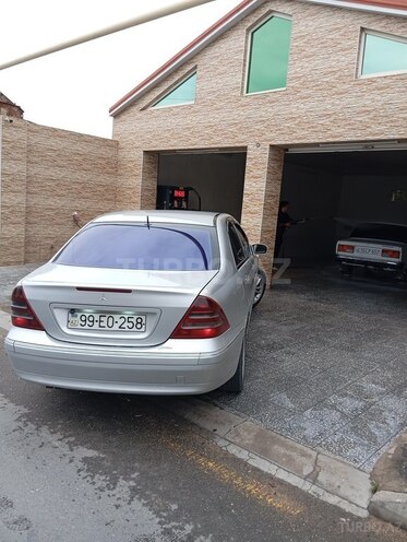 Mercedes C 220 d 2001, 578,000 km - 2.2 l - Bakı