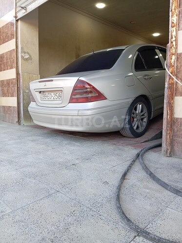 Mercedes C 220 d 2001, 578,000 km - 2.2 l - Bakı