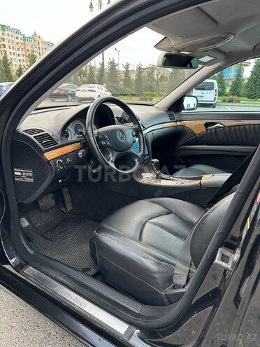 Mercedes E 280 2006, 413,000 km - 3.0 l - Sumqayıt