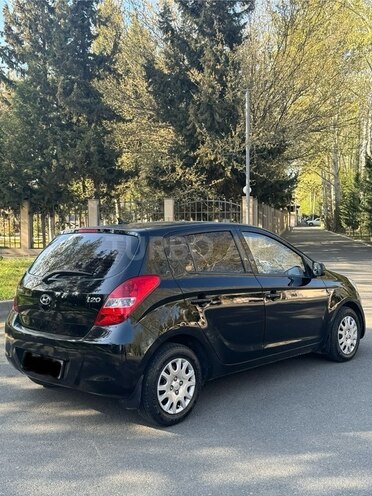 Hyundai i20 2010, 180,000 km - 1.4 l - Mingəçevir
