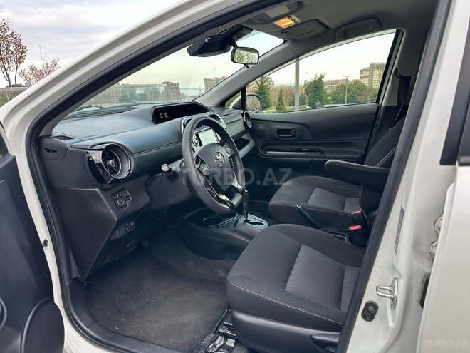 Toyota Aqua 2019, 87,000 km - 1.5 л - Bakı