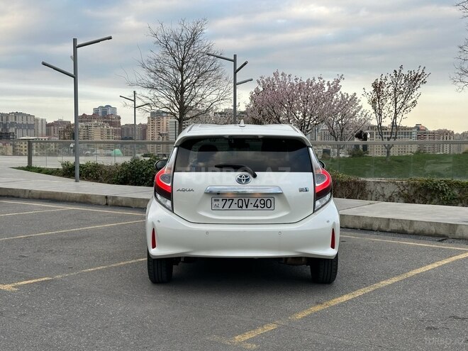 Toyota Aqua 2019, 87,000 km - 1.5 л - Bakı