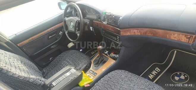 BMW 525 1996, 331,000 km - 2.5 l - Bakı
