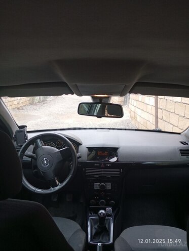 Opel Astra 2007, 370,000 km - 1.4 l - Qusar