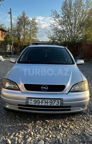 Opel Astra 2000, 320,000 km - 1.6 л - Yevlax