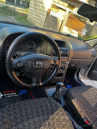 Opel Astra 2000, 320,000 km - 1.6 л - Yevlax