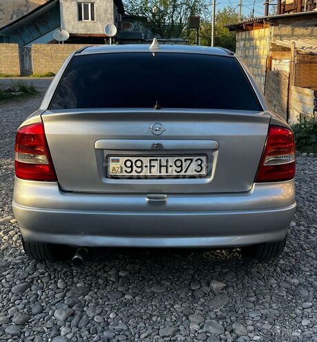 Opel Astra 2000, 320,000 km - 1.6 л - Yevlax