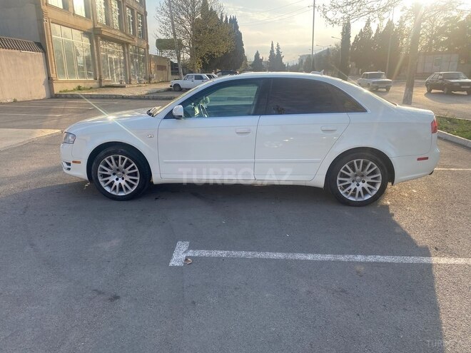 Audi A4 2005, 254,000 km - 2.0 l - Gəncə