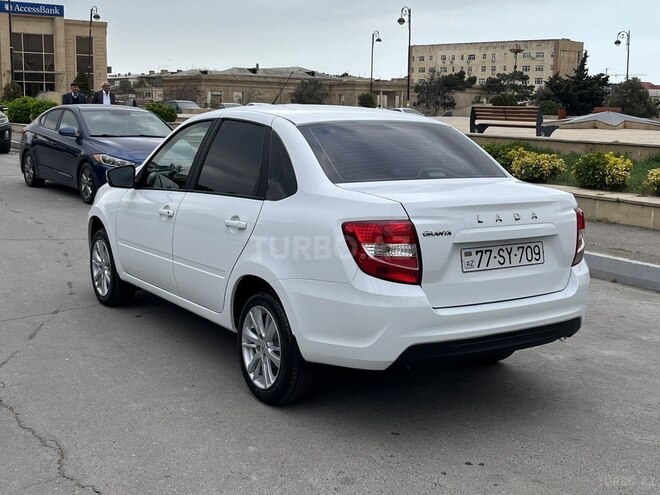 LADA (VAZ) Granta 2024, 5,704 km - 1.6 л - Bakı
