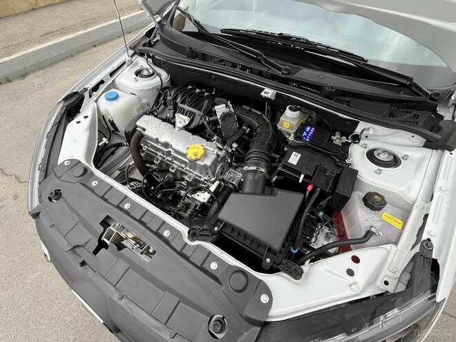 LADA (VAZ) Granta 2024, 5,704 km - 1.6 л - Bakı