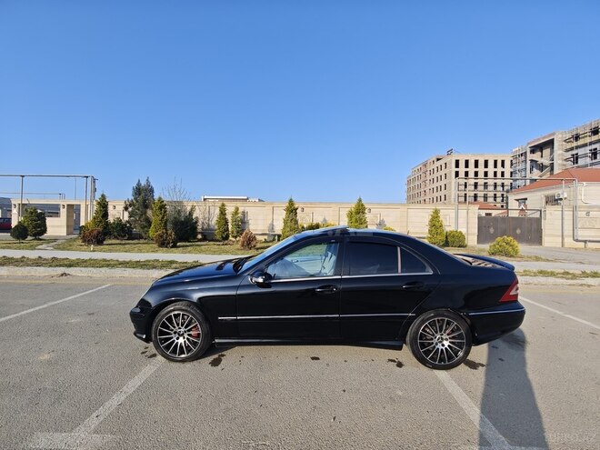 Mercedes C 230 2005, 319,000 km - 2.5 л - Bakı