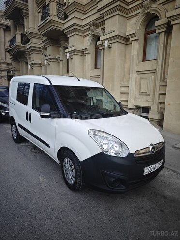 Opel Combo-2