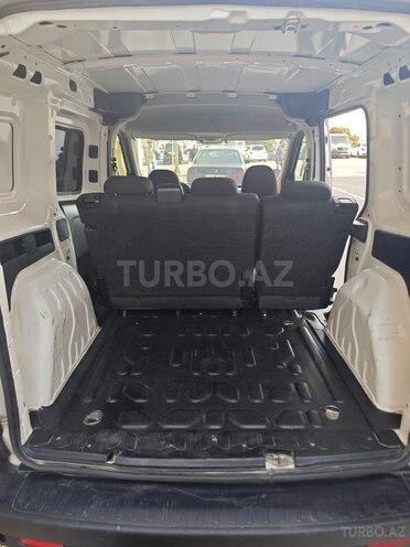 Opel Combo-7