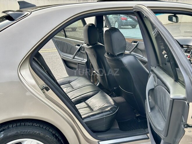 Mercedes E 240 2000, 264,220 km - 2.4 л - Sumqayıt