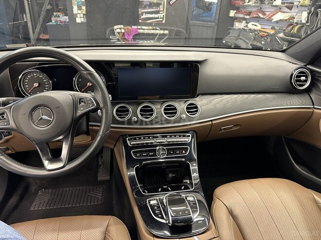 Mercedes E 300 4MATIC 2016, 103,000 km - 2.0 л - Bakı