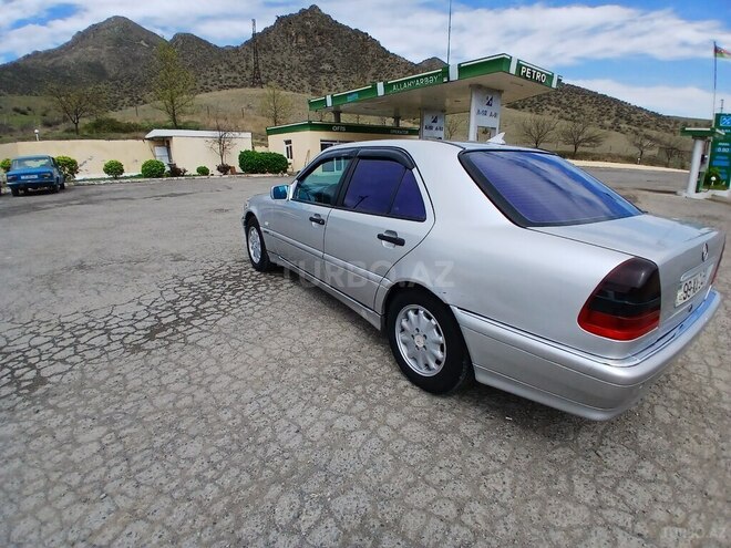 Mercedes C 220 d 1998, 720,868 km - 2.2 l - Tovuz