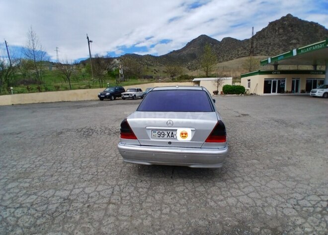 Mercedes C 220 d 1998, 720,868 km - 2.2 l - Tovuz