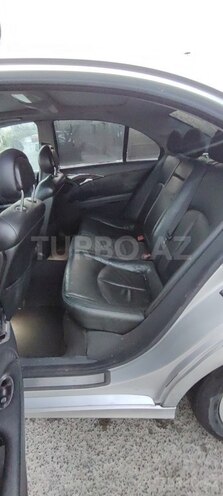 Mercedes E 240 2002, 322,000 km - 2.4 l - Bakı
