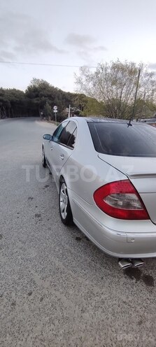 Mercedes E 240 2002, 322,000 km - 2.4 l - Bakı