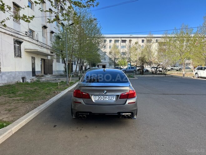 BMW 520 2015, 204,500 km - 2.0 l - Gəncə