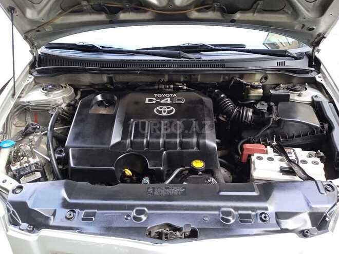 Toyota Corolla 2005, 250,000 km - 1.4 l - Bakı