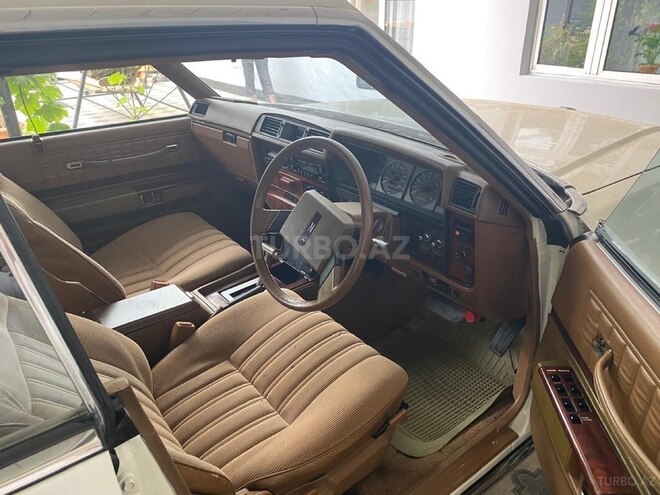 Nissan  1981, 132,000 km - 3.0 l - Quba